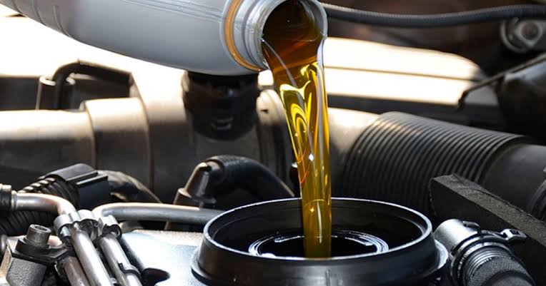 Get Your Vehicle Geared Up for Winter with an Oil Change