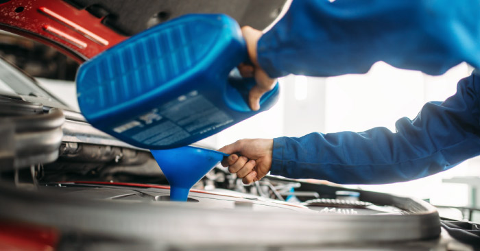 Top 5 Reasons You Should Get a Professional for Your Oil Change