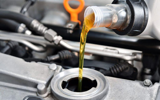 How do you know your vehicle needs an oil change?